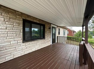 12349 Maple Ln, Irwin, PA 15642