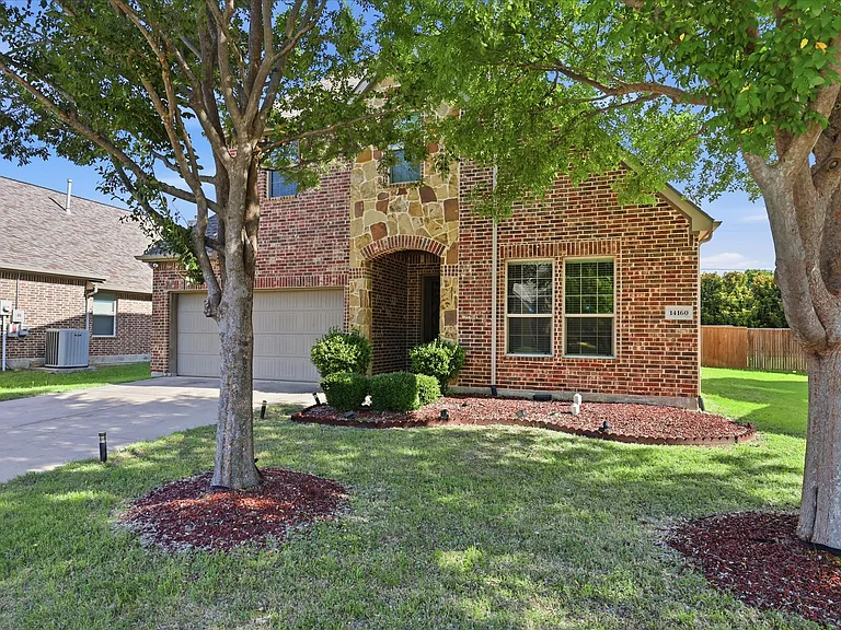 14160 Tahoe Ln — Photo 3