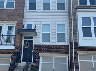 22442 Snow Powder Ter, Ashburn, VA