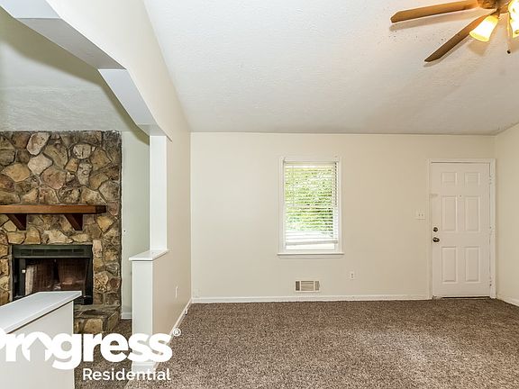 3rd image of 4422 Marci St
