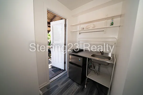 Rented by Sterling Realty Solution Inc | media 7