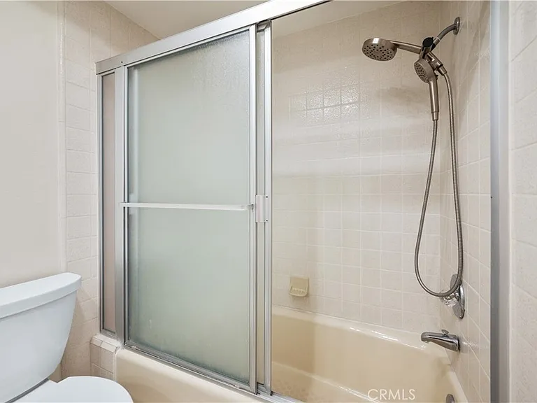 1150 W 13th St #306 — Photo 37