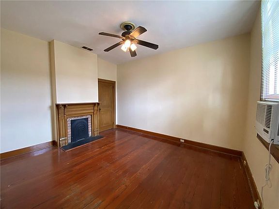 3rd image of 1525 N Dupre St