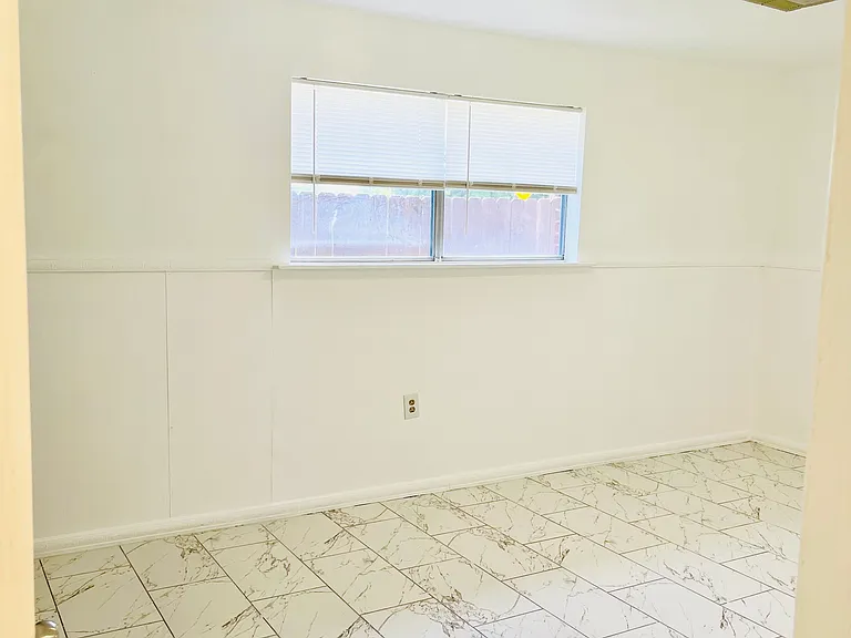 536 Deckbar Ave — Photo 12