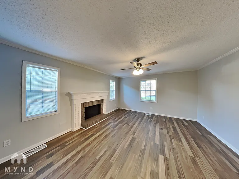 1438 Cabin Hill Rd — Photo 8