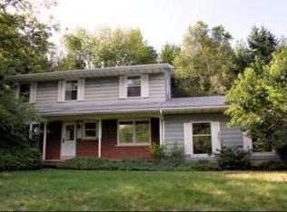 41W755 Esther Ln, St Charles, IL 60175