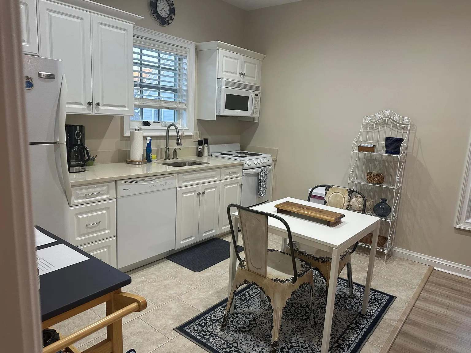 1 bed, $1,400 — Photo 2