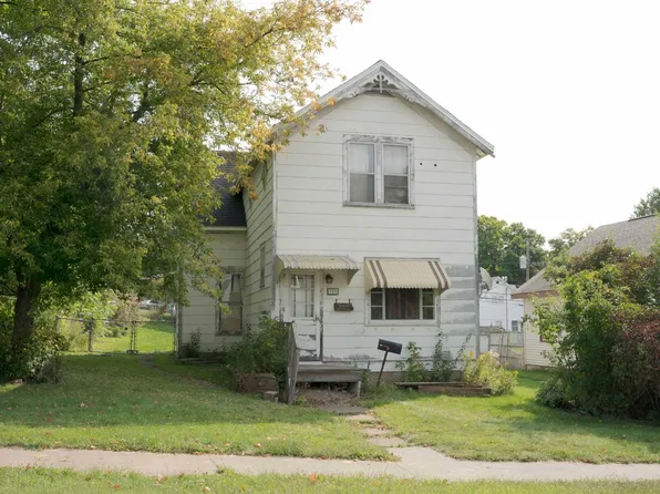 309 S 5th St, Crystal Falls, MI 49920
