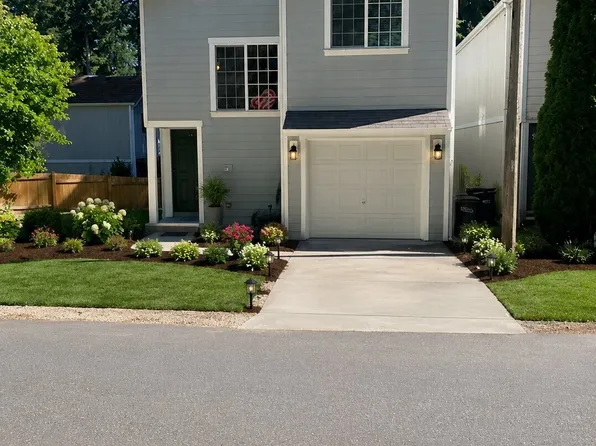 1961 NE Green Glen Lane, Bremerton, WA 98311