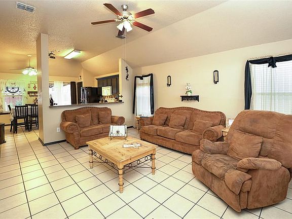 4th image of 10077 Chapel Oak Trl