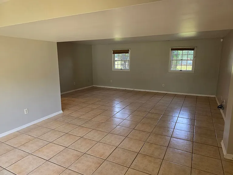 146 Honora Dr — Photo 26