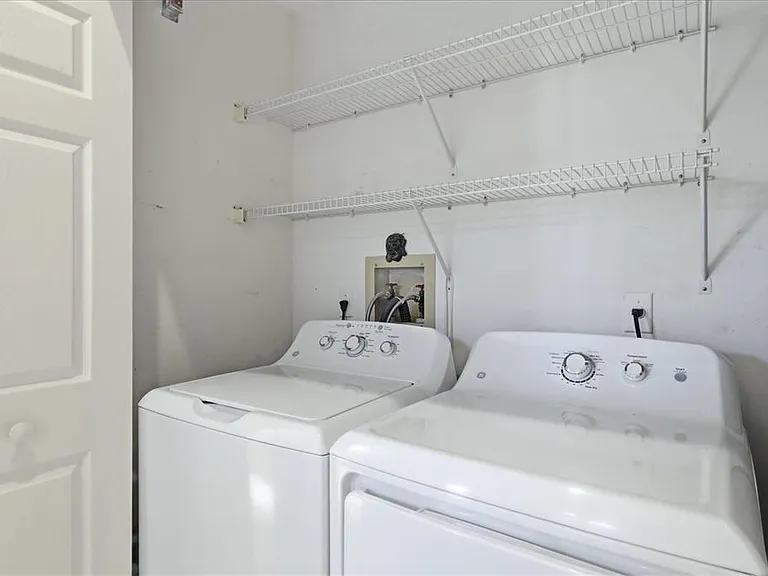7630 Whitebridge Gln — Photo 20