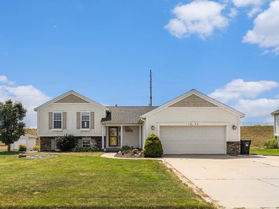 1688 Rahn Dr NE, Grand Rapids, MI, 49525