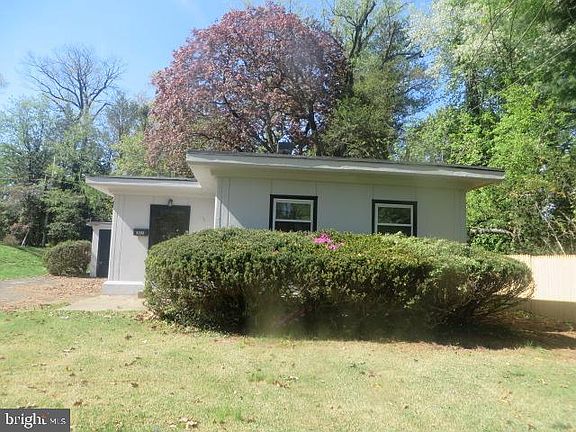 2nd image of 8200 Cheltenham Ave