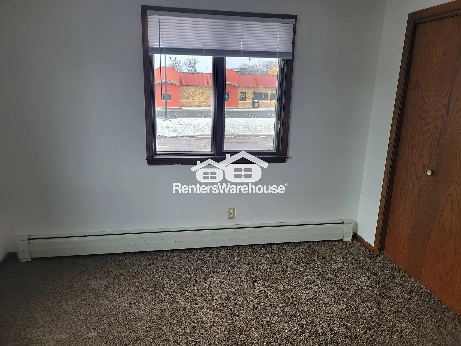 2 Bdrm 1 Bath Apt In Upper North Mankato available now — Photo 3