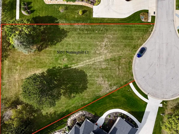 5051 Nottinghill Ct, Greenwood, IN 46143