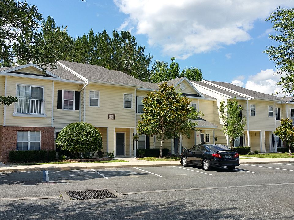 2nd image of 4934 NW 43rd Ave APT 104