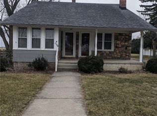 150 E Morenci St, Lyons, OH