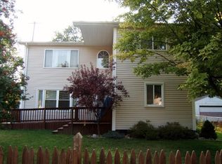 632 W Hosmer St, Saint Charles, MI