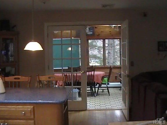 5th image of 383 Peenpack Trl