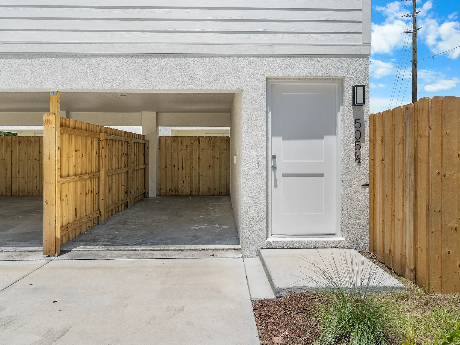 2 bed, 800 sqft, $1,850 — Photo 2