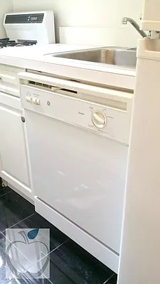 Rented by HOME RESIDENTIAL LLC | media 5