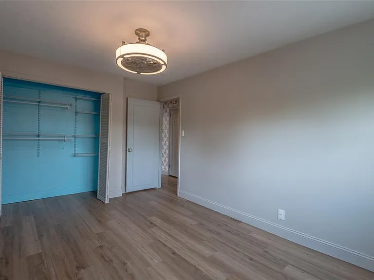 518 Crestover Dr — Photo 23