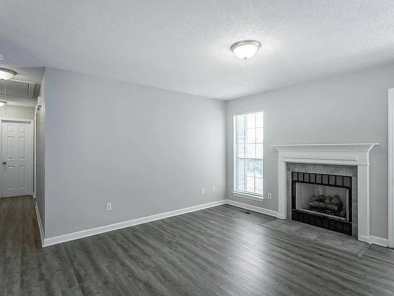 6130 Blue Ash Dr — Photo 13
