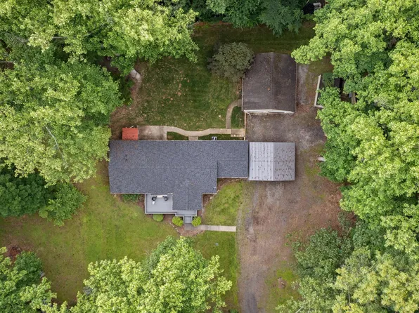 364 Blueberry Ln, Harpers Ferry, WV 25425