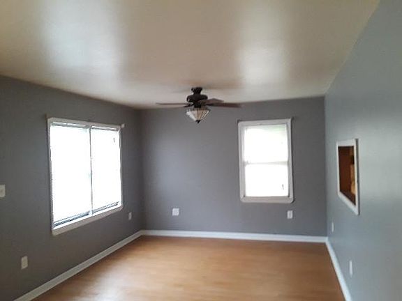 5th image of 32439 Donnelly St