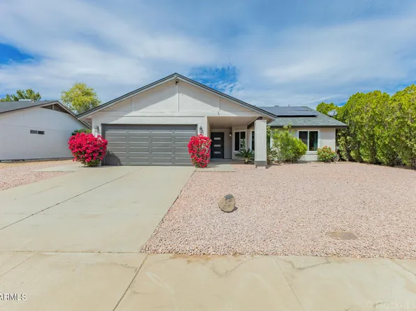 220 W Oraibi Dr, Phoenix, AZ 85027