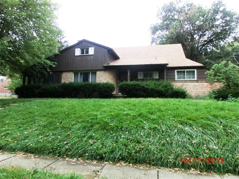 1st image of 1003 Ebony Ln