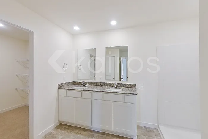 3918 Billie Ln NE — Photo 11