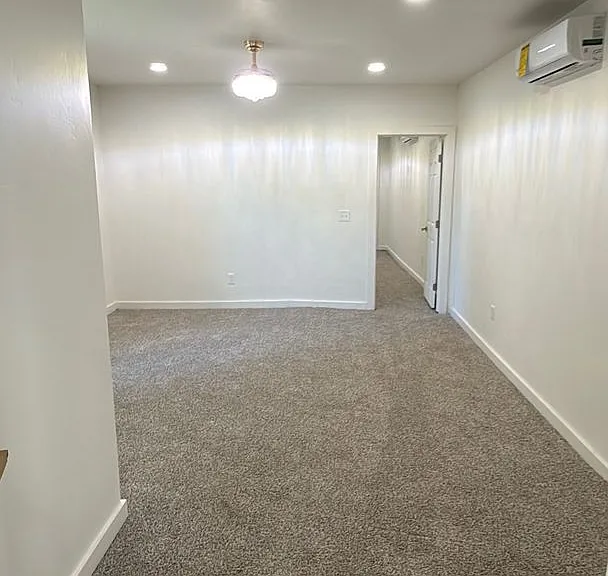 720 Klabzuba Ave — Photo 5