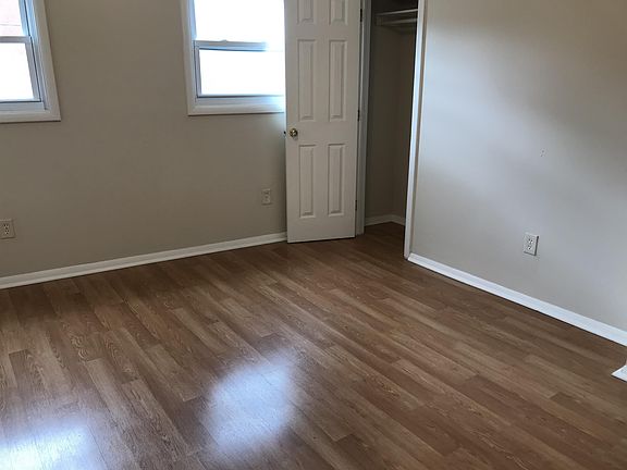 5th image of 519-521 52nd St