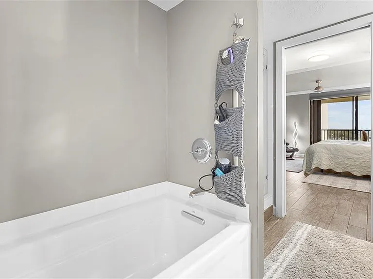 707 S Gulfstream Ave #906 — Photo 11
