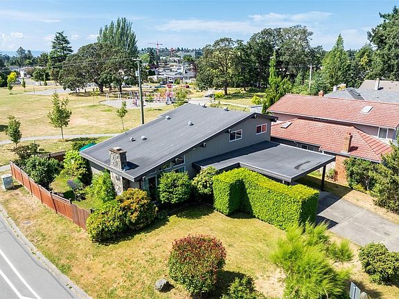 3rd image of 4070 Larchwood Dr