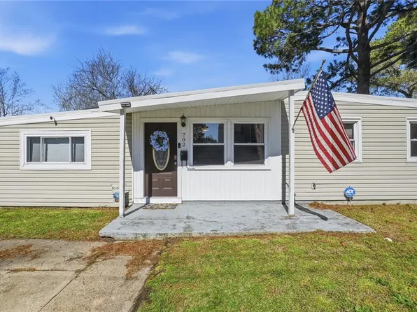 702 Bethel Rd, Chesapeake, VA 23325