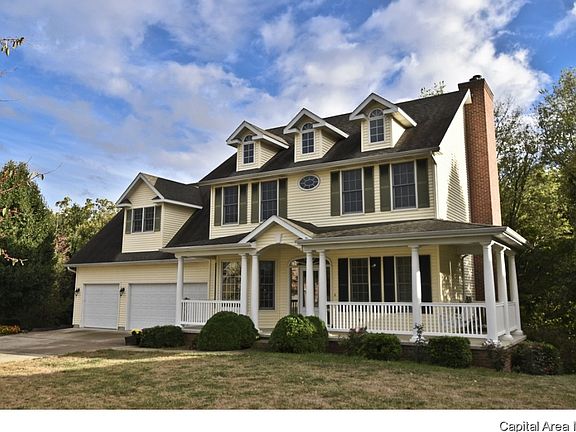 2nd image of 2704 Newcastle Ct