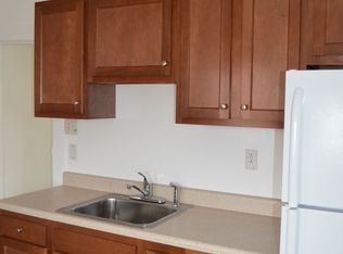 210 Washington Ave APT 3, Charleroi, PA
