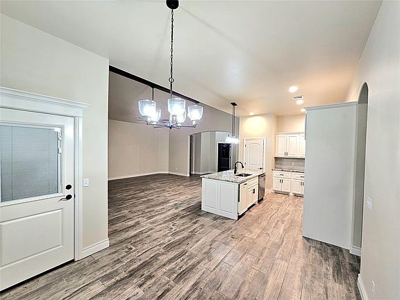 4th image of 10720 Two Lakes Dr