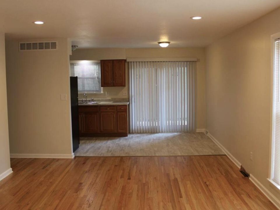 1st image of 525 N Osage St #3