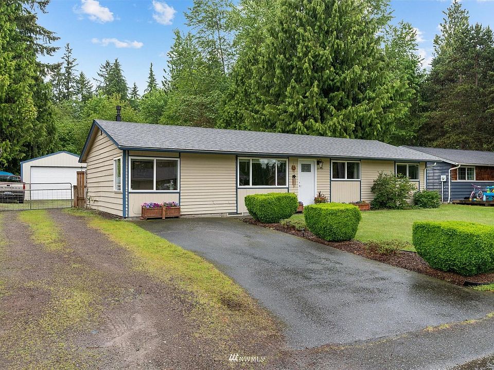 1st image of 12523 18th St SE