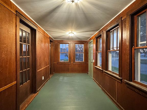 3rd image of 2312 Jovina St