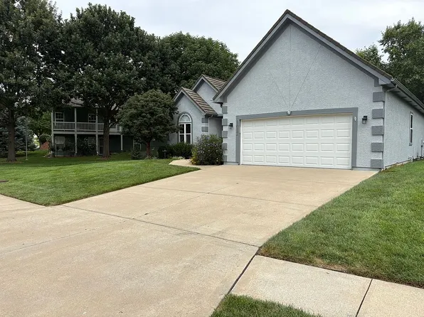 3012 SW 9th Ter, Lees Summit, MO 64081