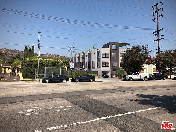 5th image of 1525 Colorado Blvd