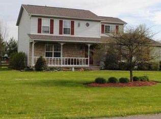 243 Jefferson Ridge Dr, Pataskala, OH 43062