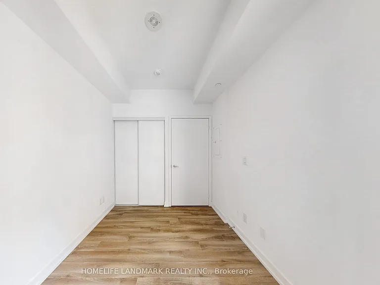20 Edward St #616 — Photo 26