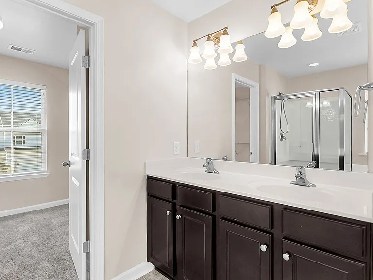 1104 Friartuck Trl — Photo 39