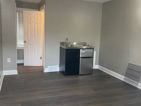 1818 Valley Ave, Winchester, VA 22601